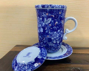 台湾建窑陶瓷水杯蓝牡丹四件马克杯办公茶杯带过滤内胆大容量家用