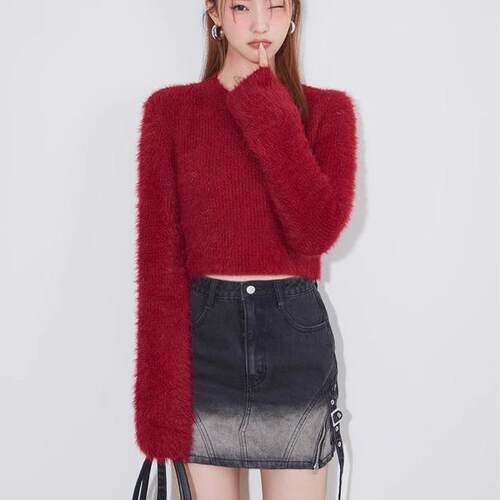 GRL甜美毛绒圆领短款针织上衣