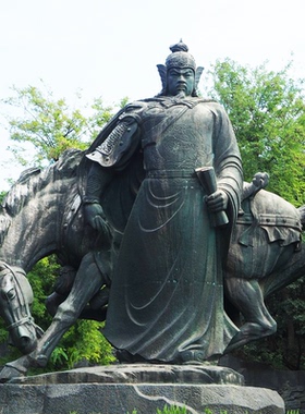 古代爱国将军岳飞英雄人物雕像公园广场校园纪念馆景观铸铜摆件