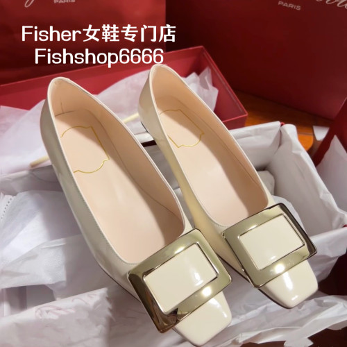 RV方扣rv单鞋漆皮粗跟女鞋高跟中跟婚鞋平底方头4.5CM/7CM马蹄跟