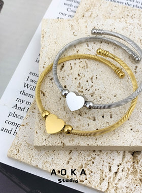 无性别几何爱心可扭动软管手镯钛钢镀金手链高级感饰品女欧美ins