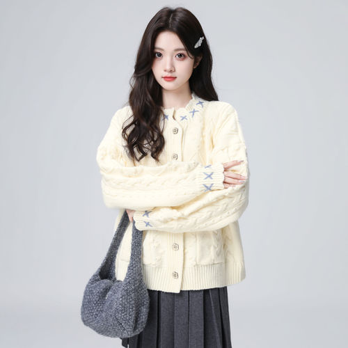 圆领麻花毛衣外套女秋冬2