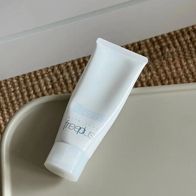 氨基酸温和Freeplus/芙丽芳丝