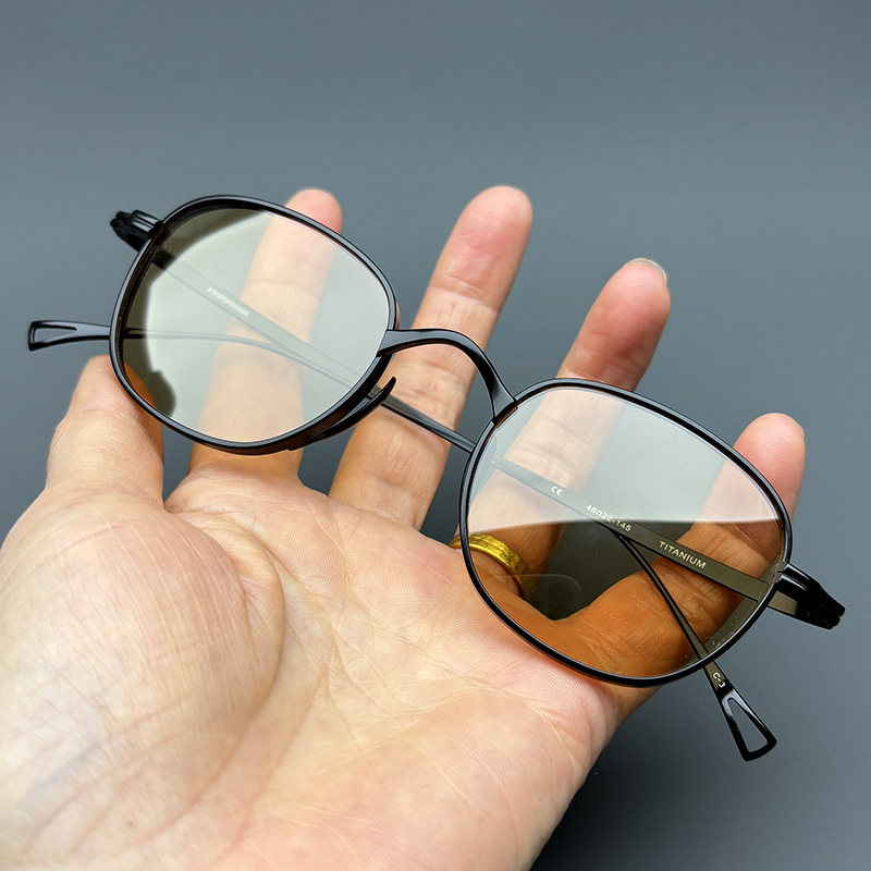 日式本万年龟纯钛小方框墨镜男士超轻可配度数偏光浅色太阳眼镜女