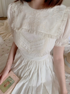 现货｜合作款 花篮与小黄鹂 复古doll感少女蕾丝海军领刺绣连衣裙
