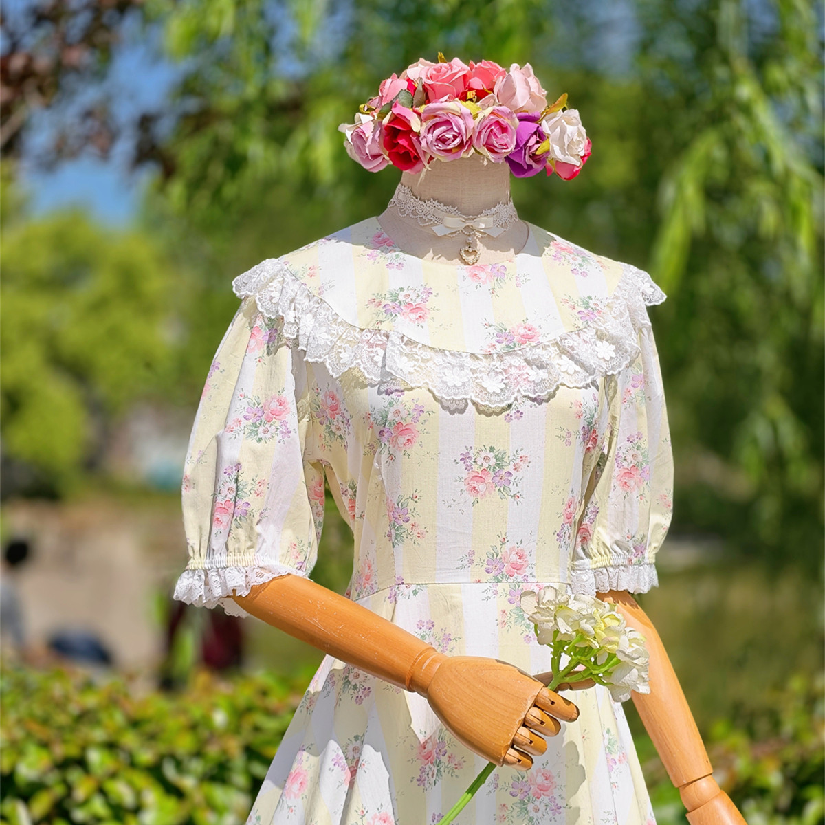 兔子大人｜手作服 vintage古着圆舞裙餐盘领黄色玫瑰花大摆连衣裙