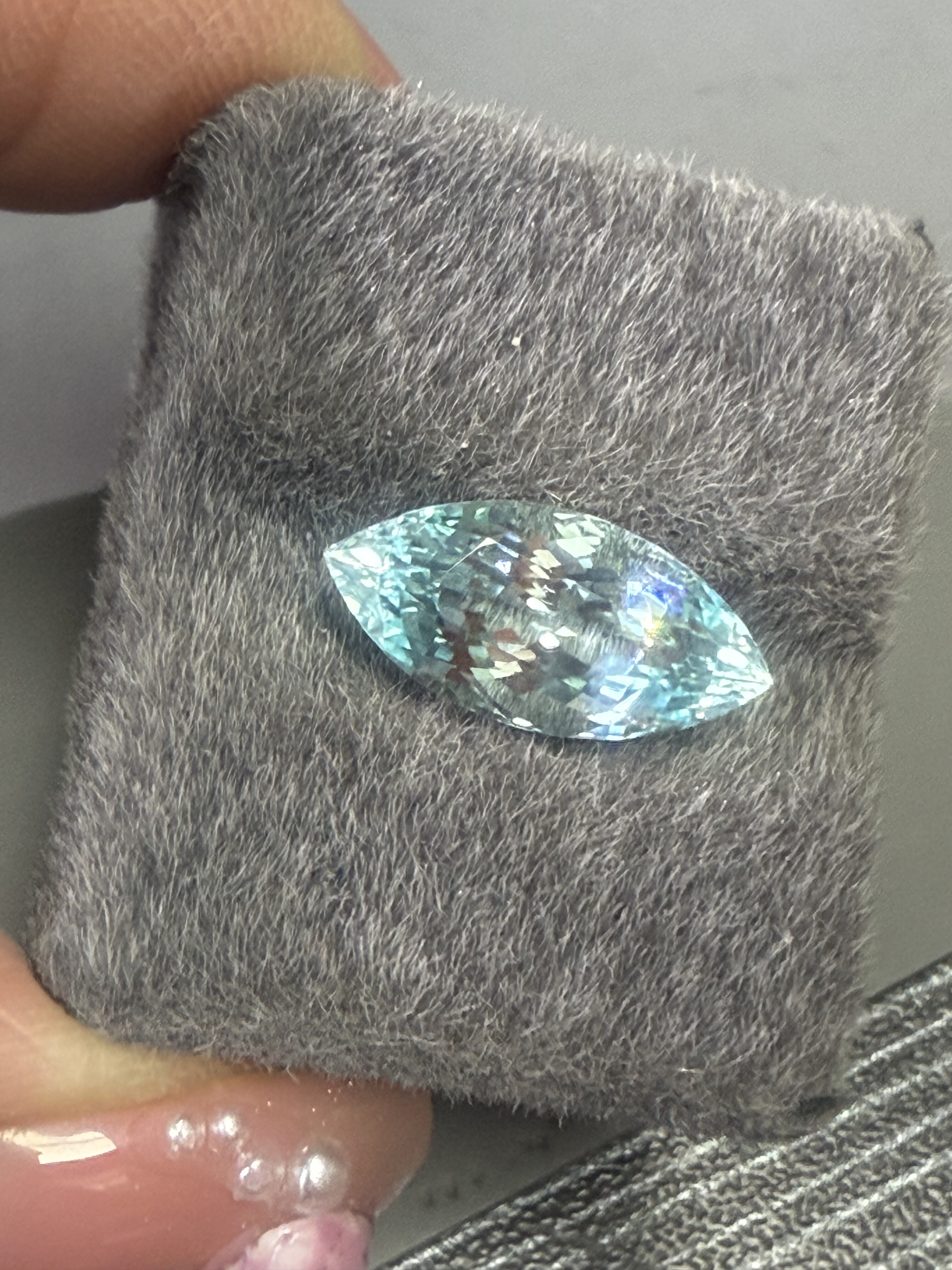 天然帕拉伊巴4.23克拉全净无瑕满满的火彩像天使的眼睛一样明亮,珠宝/钻石/翡翠,裸石,淘宝优惠券,粉丝福利购,淘宝优惠卷