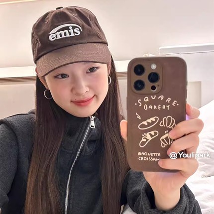 小米14/13复古茶棕色K70适用红米Note13手机壳12Turbo高级11tpro+线条面包10全包边k60至尊版k50防摔40男女款