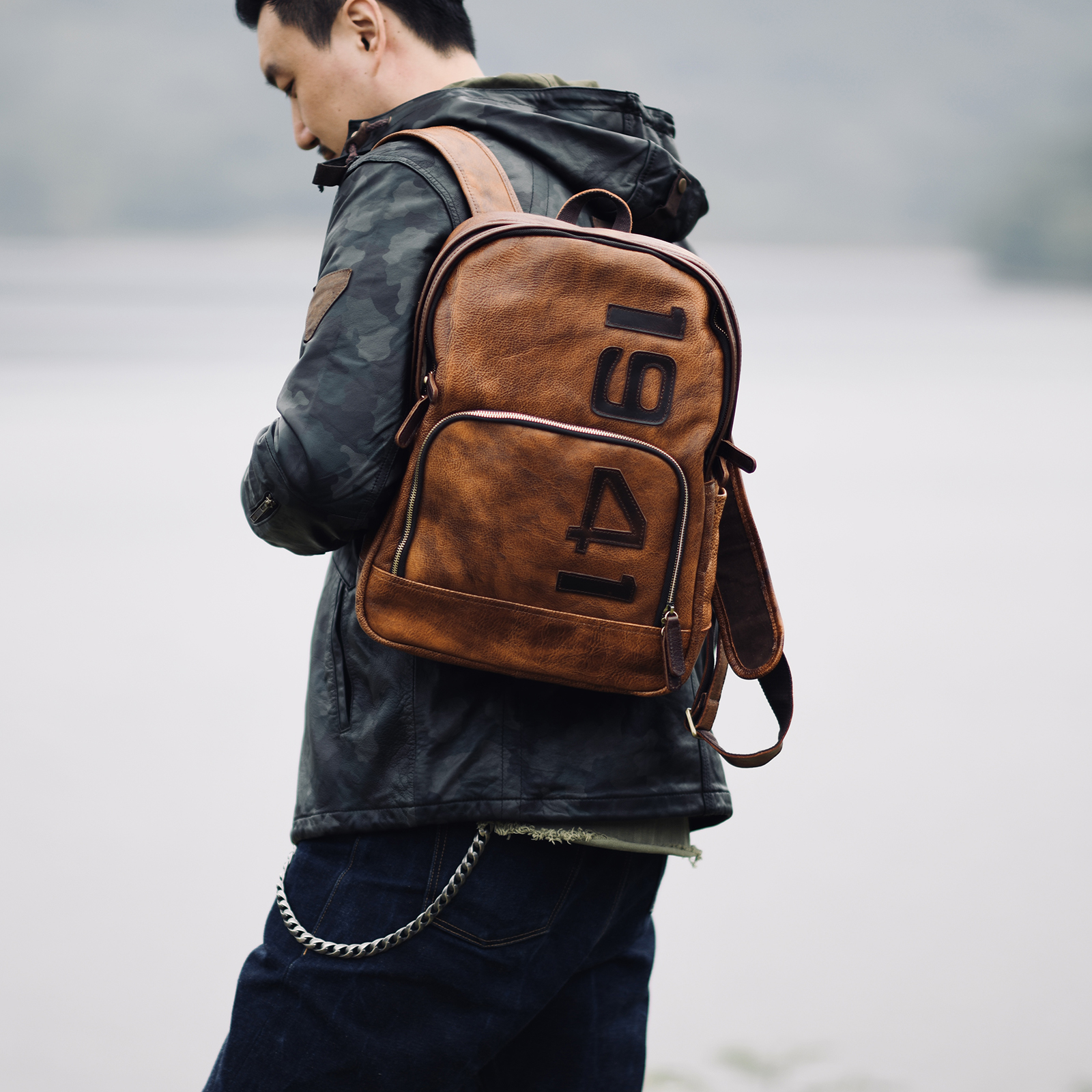 男士头层牛皮休闲双肩包旅行背包