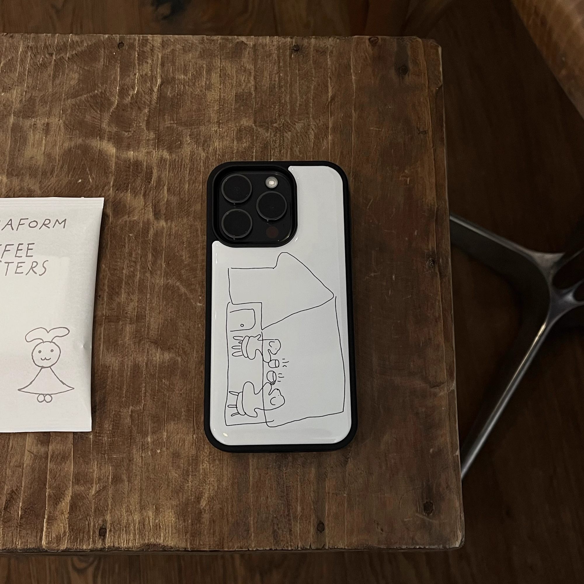 饮咖小狗适用于iPhone17promax滴胶手机壳苹果16promax保护套15pro苹果17十六13PRO十五苹果14手机壳可爱女款