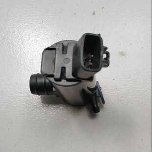 适用吉利全球鹰GX7英伦SX7帝豪EC8雨刷刮喷水电机 洗涤壶电机马达
