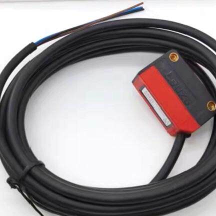 PRK46C.1/4P-M12 光电传感器 工业工控感应元件议价维修