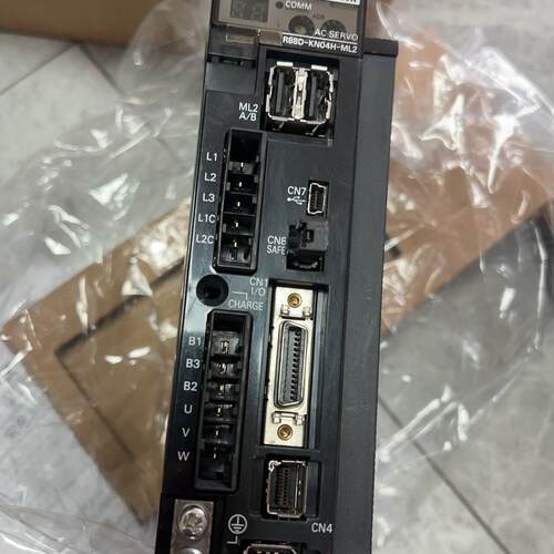 R88D-KN04H-ML2 伺服驱动器 200V 400W 工控自动化驱动议价维修