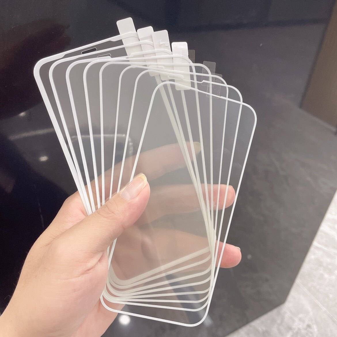 适用苹果14promax白边钢化膜15软全屏iPhone13纯白防指纹16白色高清14plus贴膜神器Xs Max硬透膜
