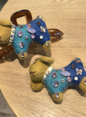 leryae韩国进口发饰毛毡黄色小狗施S水钻发夹鸭嘴夹13cm抓夹发抓