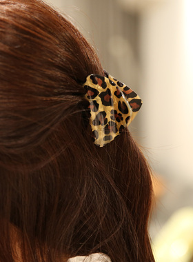 韩国进口AZNAVOUR AZ发饰时髦豹纹镂空三角形半抓鲨鱼夹抓夹发抓