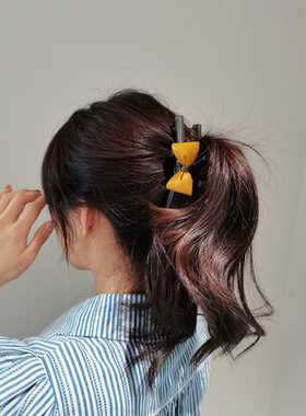 韩国进口AZNAVOUR AZ发饰芥末黄灰色棕色蝴蝶结抓夹鲨鱼夹发抓