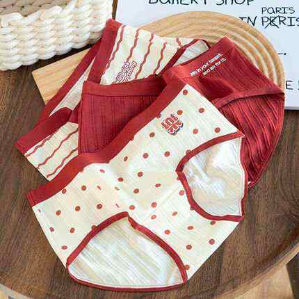 本命年红色内裤纯棉无痕中腰安可拉红2025新款7A抗菌裆三角裤秋冬