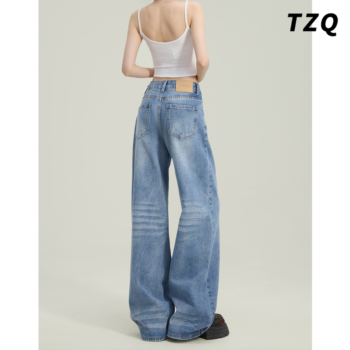 水洗浅蓝色高腰阔腿牛仔裤女2025