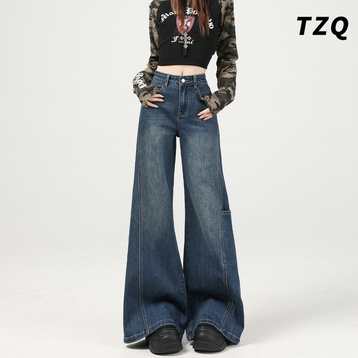 显瘦设计感不贴腿工装喇叭裤子冬