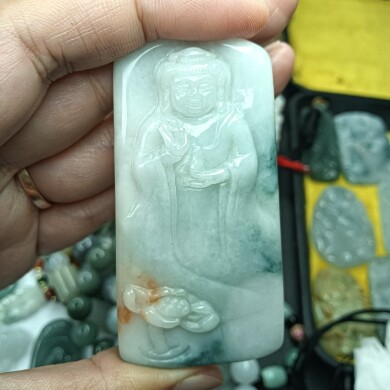 缅甸天然翡翠玉观音