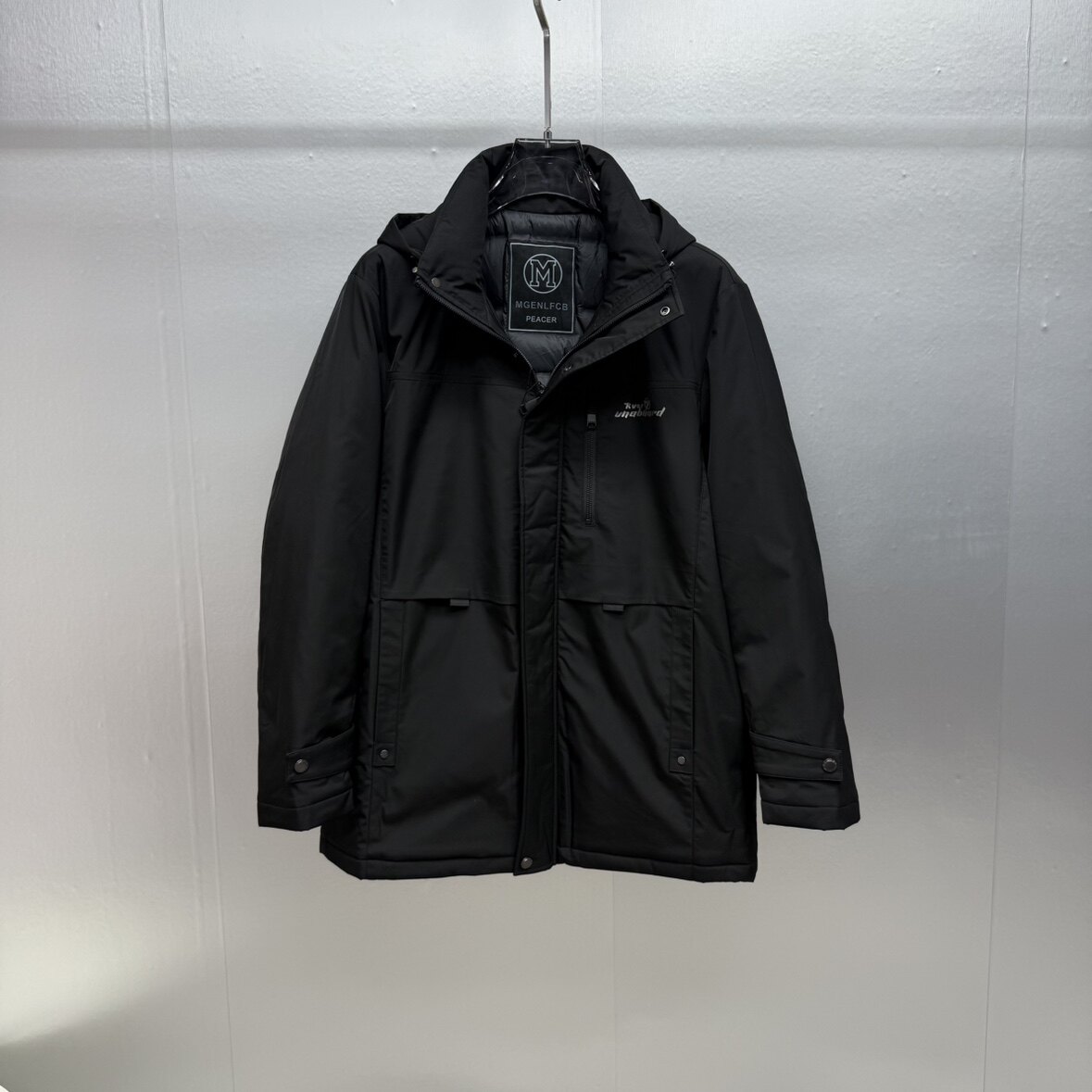 轻奢潮冲锋衣户外风连帽羽绒服男中长款黑色防风保暖工装休闲外套