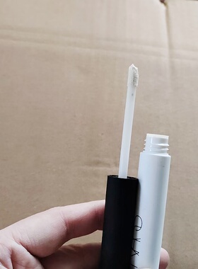 有瑕疵 看好介绍拍~柜888~n//a*..~@s无所畏惧眼部打底毛孔隐形笔