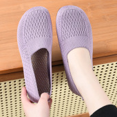 女2024春夏新款 中老年一脚蹬妈妈鞋 纯色平底鞋 袜子鞋 软底跳舞鞋 女