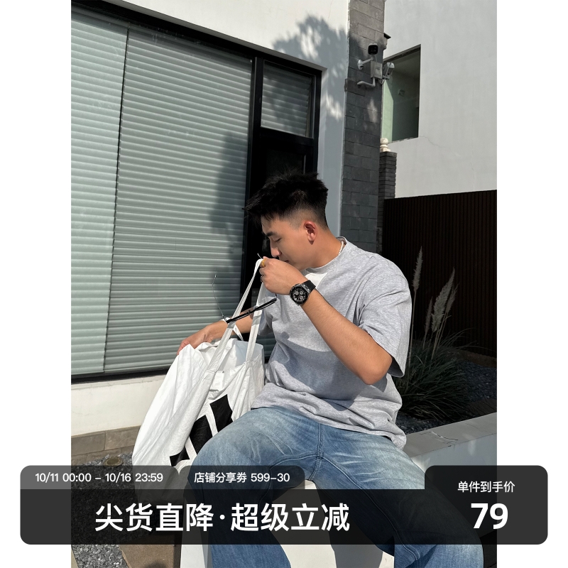 SANBAI叁佰灰色三角圆领T恤