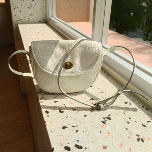 轻复古简约头层牛皮女士小马鞍包