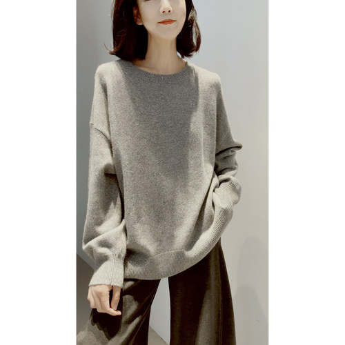 意产㊣L*P100羊绒420G圆领套衫