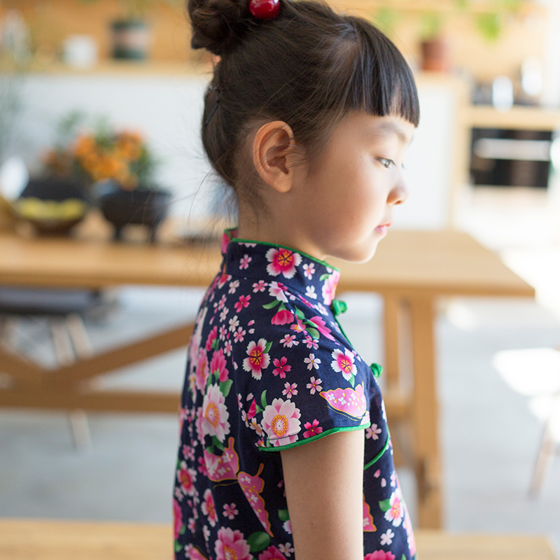 更牌童装纯棉和风短袖盘扣旗袍