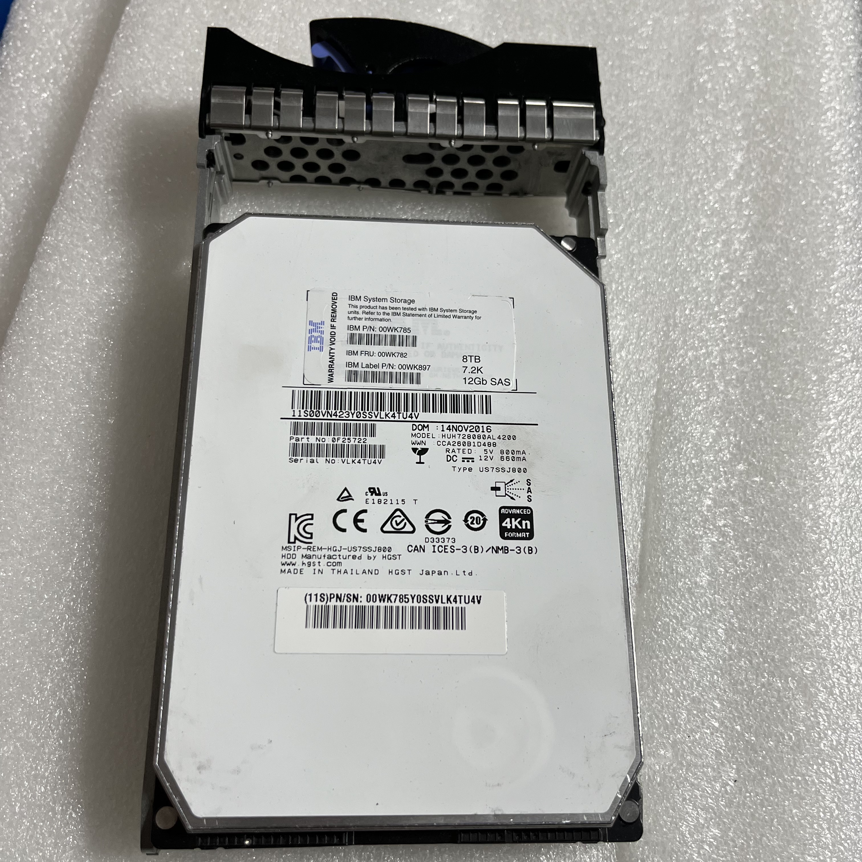 8T SAS 12G服务器盘IBM 4KN 存储盘HUH72808AL4200 FRU：00WK782