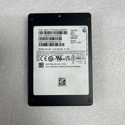 三星 PM1643 1.92T SAS SSD 2.5寸 MZILT1T9HAJQ-00007 固态硬盘