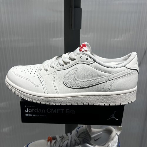 Nike耐克Air Jordan 1时尚潮流低帮耐磨运动休闲板鞋HQ6998-100