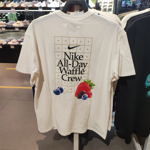 正品Nike/耐克男子夏新款运动休闲透气印花圆领短袖T恤HQ1202-133