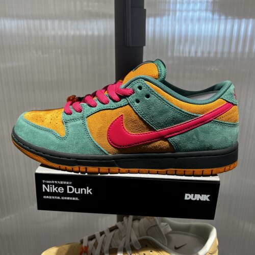 NIKE耐克SB DUNK胶底滑板鞋低帮缓震耐磨运动休闲鞋HQ1625-301