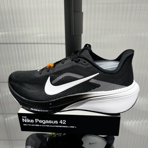 Nike耐克Pegasus42新时尚男黑白色透气运动休闲跑步鞋IR1228-001