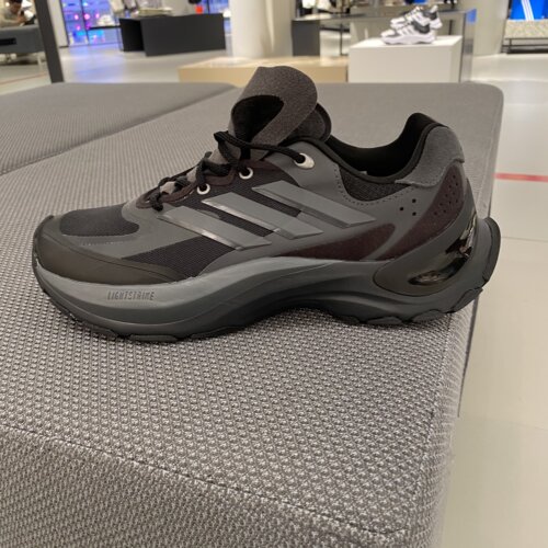 adidas阿迪达斯男女MAXXWAVYADV潮流运动跑步鞋JH9631