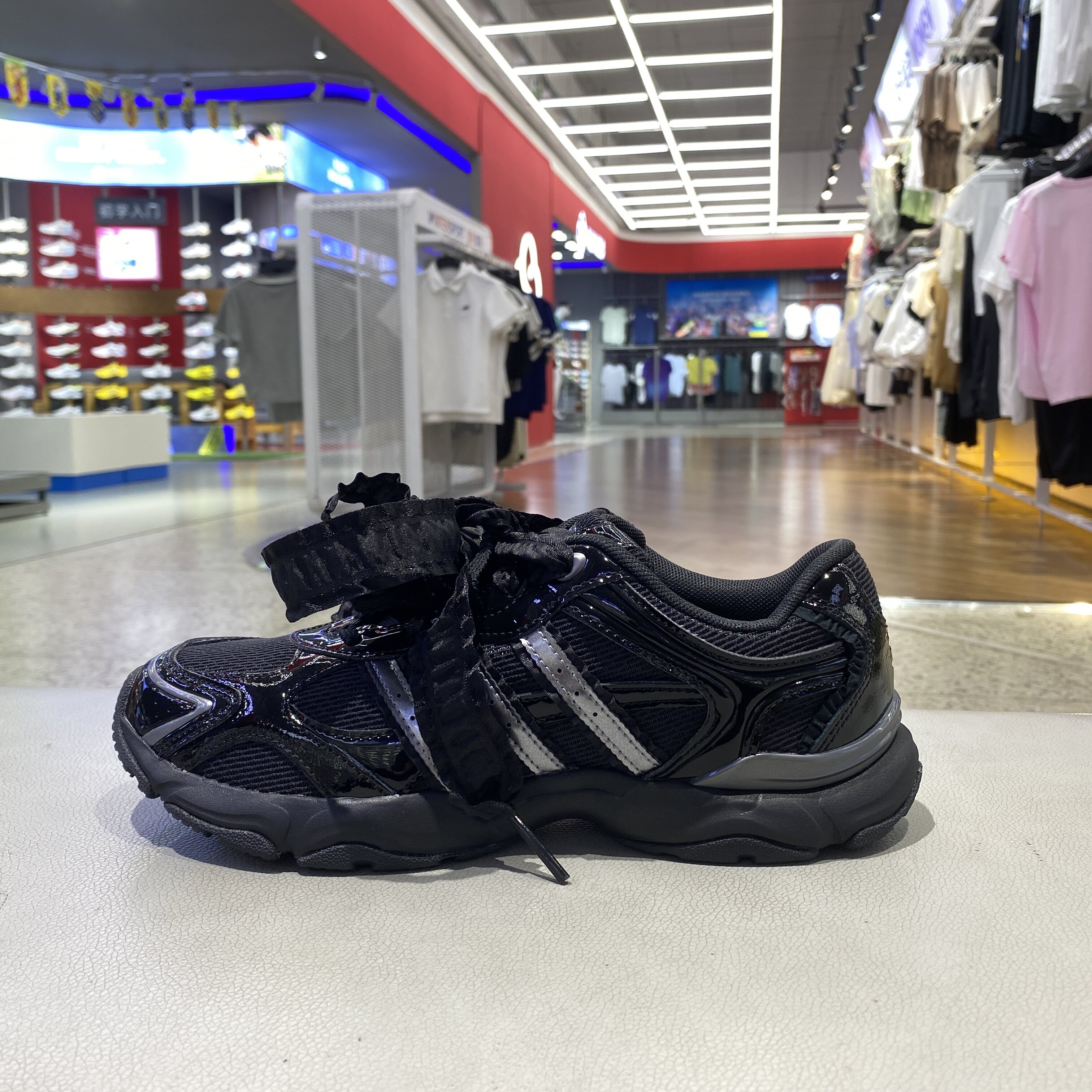 Adidas阿迪达斯女鞋WHISPER GLIDE HYPE运动鞋休闲鞋KZ9639图片