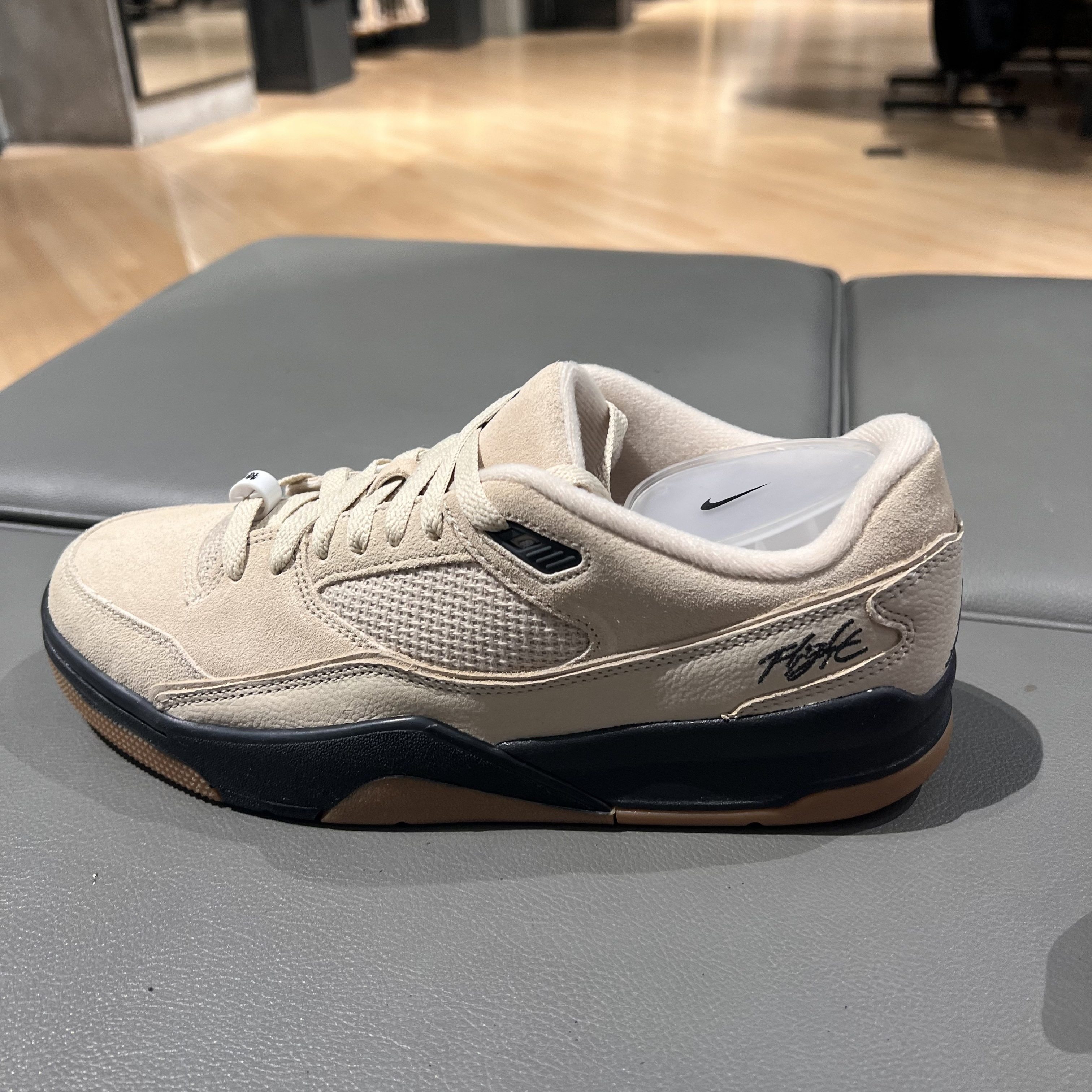JORDAN耐克男鞋FLIGHTCOURT运动休闲复古篮球鞋滑板鞋HF3255-200图片