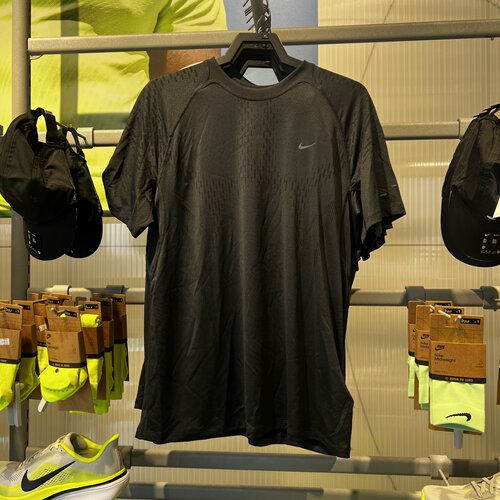 NIKE耐克男子跑步T恤夏新款速干网眼透气短袖运动上衣IF2089-010