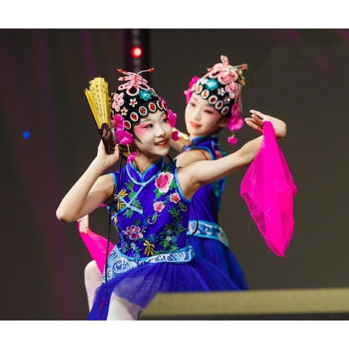 小兰花奖我的新衣儿童演出服粉墨登场国韵春华女戏曲花旦舞蹈表演