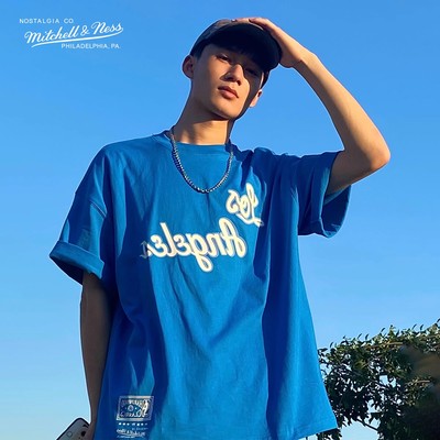 圆领休闲短袖mitchell&ness