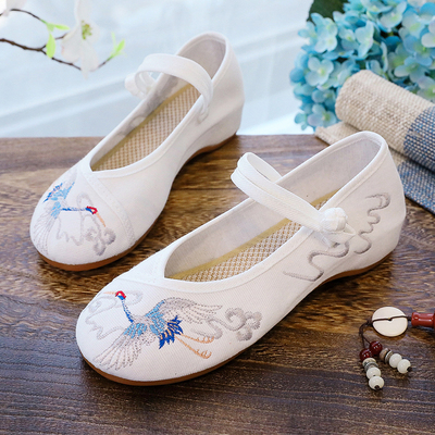 一字扣带浅口帆布古装绣花布鞋女士休闲单鞋国风汉服鞋学生舞蹈鞋