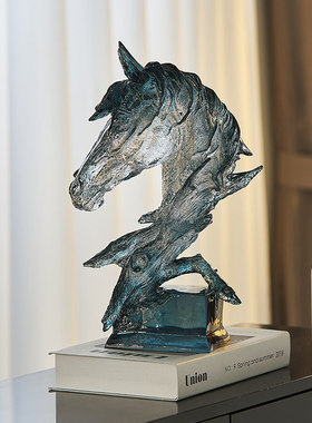 马头摆件轻奢高档现代工艺品酒柜装饰品电视柜客厅领导办公室桌面