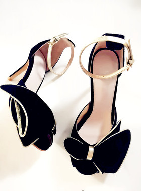 2020新款夏季女凉鞋鱼嘴黑色羊绒/金色滚边舒适鞋真皮扣带时尚10