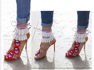 2021夏季新拼色嘴唇超高跟绣花细带凉鞋花边纱网拍照另类婚鞋小众