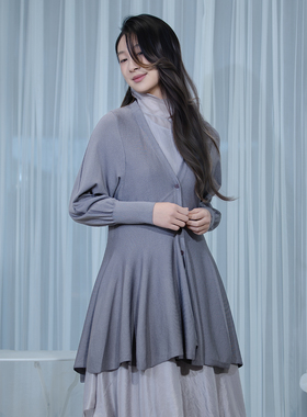 READ_ME读我灰色素雅简洁收腰显瘦波浪摆针织开产B90215147