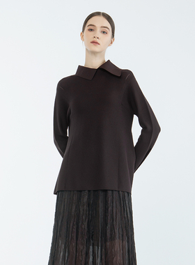 Readme读我秋冬新品女咖色宽松不对称翻领套衫B10254347